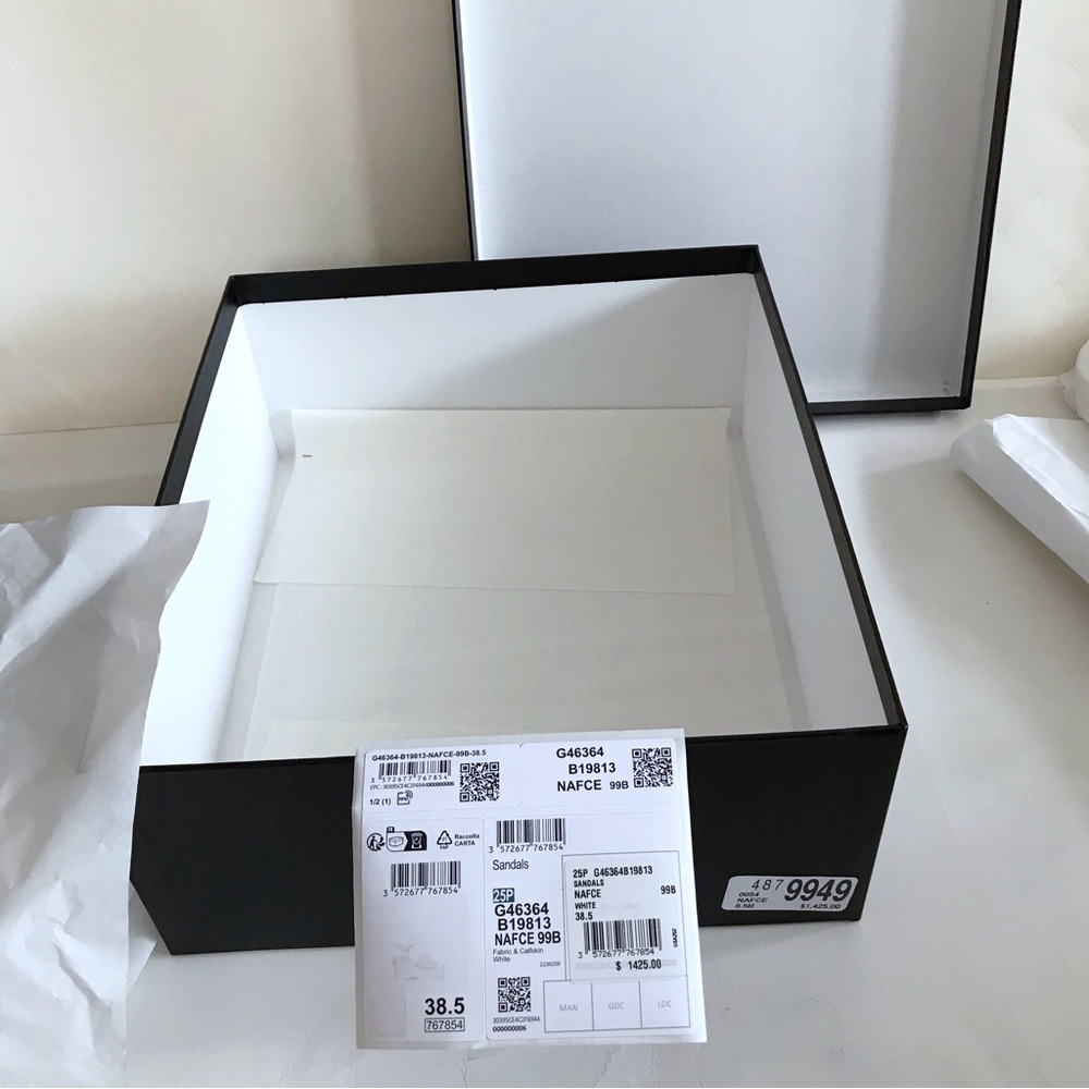 Chanel ShoeBox Medium Size - Picture 5 of 6